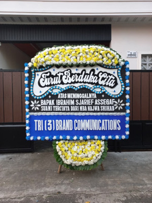 Papan Bunga Duka di Birobuli Utara